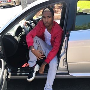 Meet your Posher, Keon